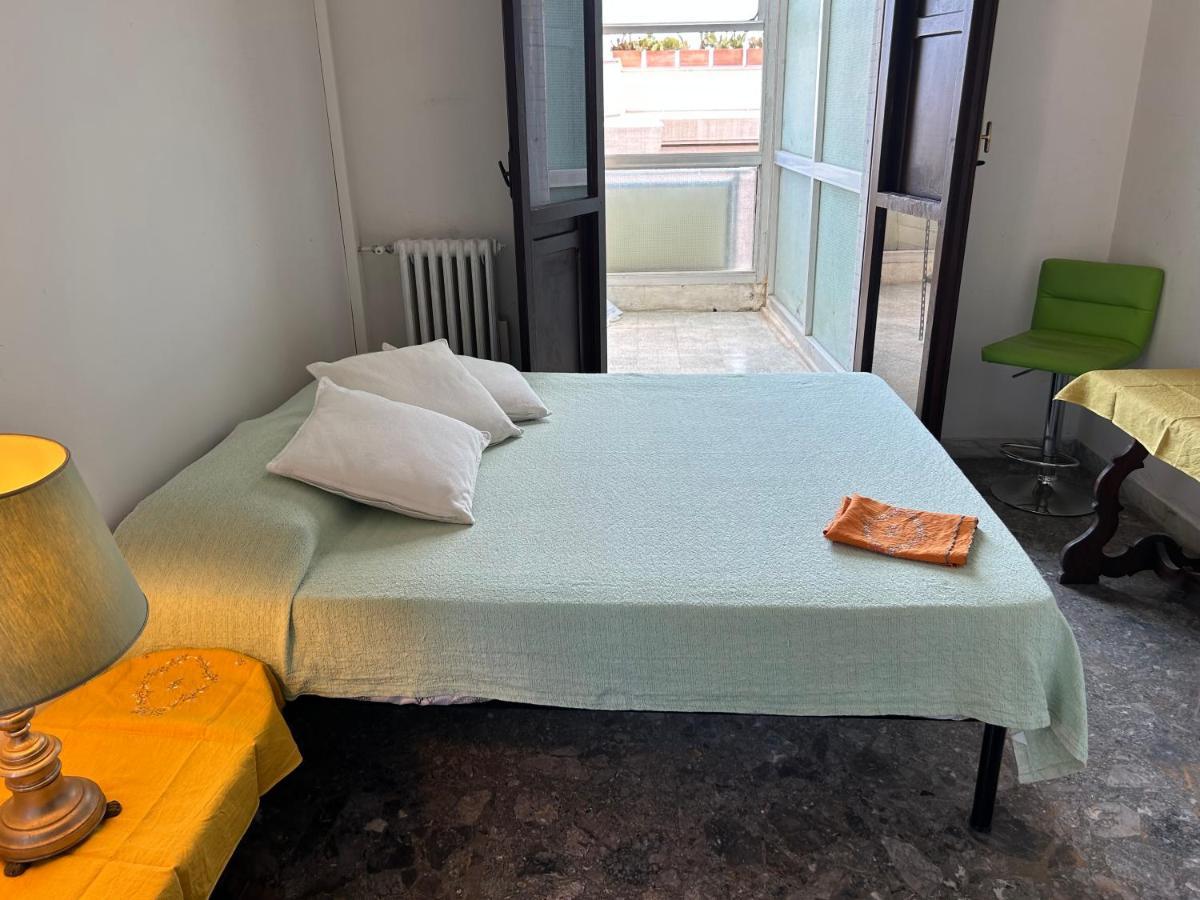 Ferienwohnung Terrazza Santo Oronzo Lecce Exterior foto